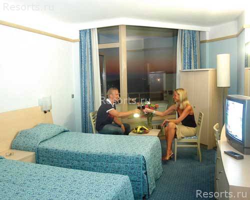 Golden Coaste Resort Hotel 13